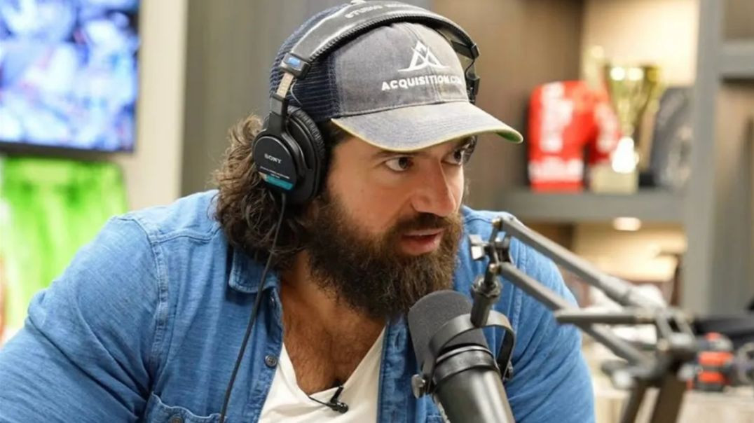 Bạn phải trông như 1 chuyên gia 👔 - Alex Hormozi