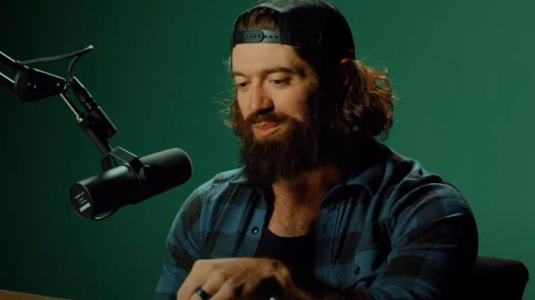 Chiến lược kinh doanh kỳ nghỉ yêu thích của tôi 🎄 - Alex Hormozi