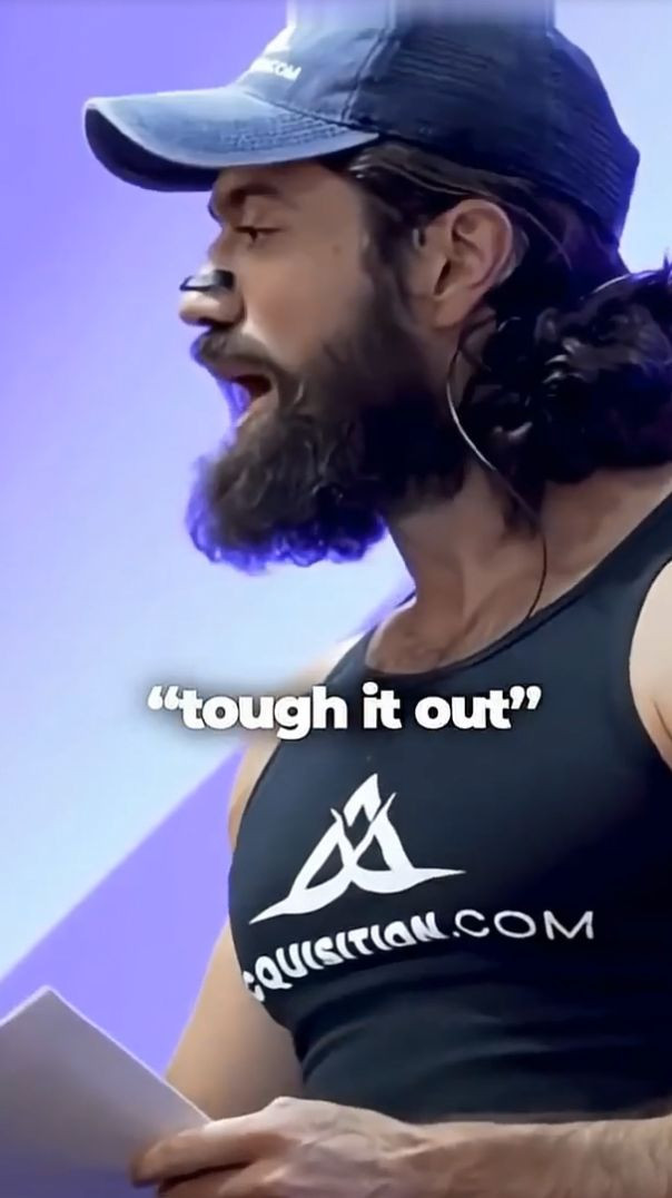 Rồi mọi chuyện cũng sẽ qua thôi 😉 - Alex Hormozi